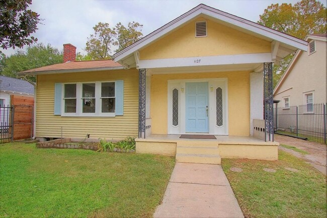 property at 1127 Walling St