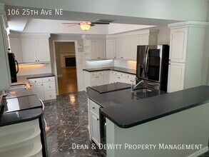 106 25th Ave NE in St. Petersburg, FL - Building Photo - Building Photo