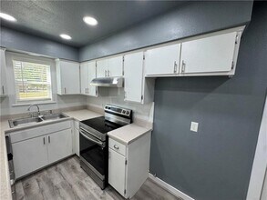 70 N Hunter St in Farmington, AR - Building Photo - Building Photo