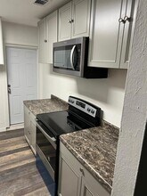 200 S Ortman Dr in Orlando, FL - Building Photo - Building Photo