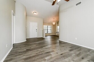 10119 Deepbrook Dr in Riverview, FL - Building Photo - Building Photo
