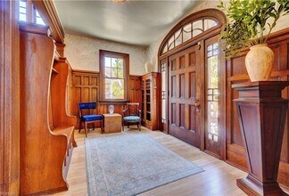 1105 Larchmont Crescent in Norfolk, VA - Building Photo - Building Photo