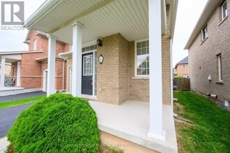 26 Springstead Ave in Hamilton, ON - Building Photo - Building Photo