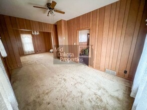 101 W Wisconsin St in Tripp, SD - Building Photo - Building Photo