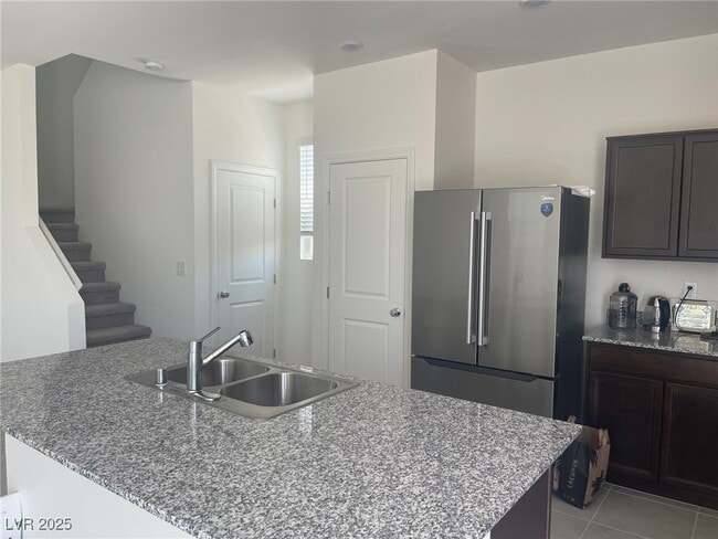 4603 Sapphire Crst Ave in Las Vegas, NV - Building Photo - Building Photo