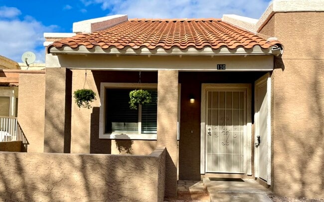 property at 726 S Nebraska St