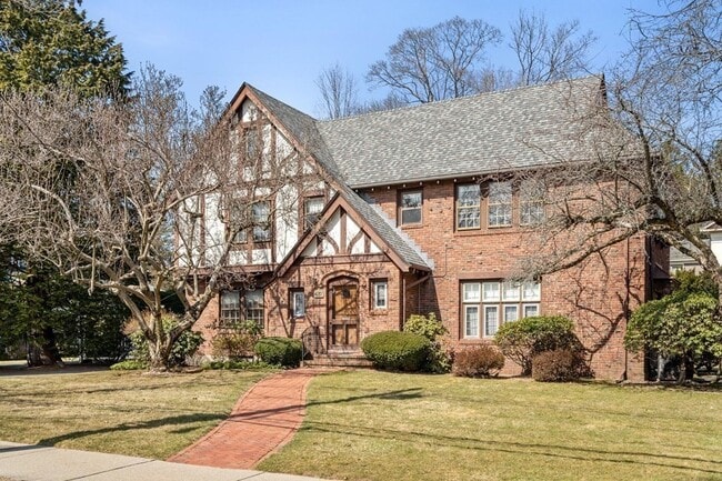 property at 487 Ward St