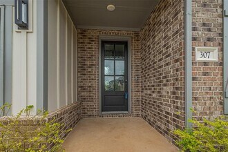 307 Roselle Leaf Dr in Richmond, TX - Building Photo - Building Photo