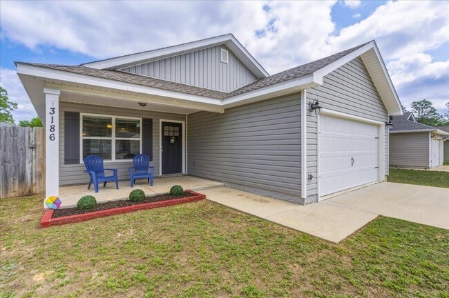 3186 Maple St in Crestview, FL - Building Photo - Building Photo