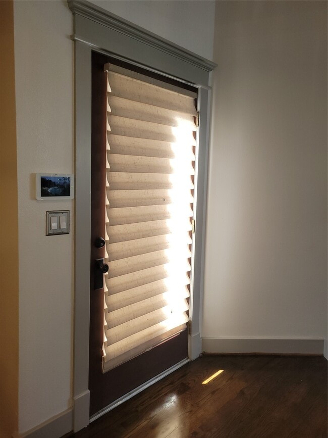 property at 4914 Rose St