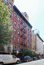 138 Ludlow Street Apartments in New York, NY - Building Photo - Building Photo