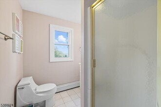7 Birchwood Rd in Rockaway, NJ - Building Photo - Building Photo
