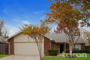 3312 Woodlark Dr in Fort Worth, TX - Building Photo