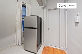 334 E 90th St in New York, NY - Foto de edificio - Building Photo