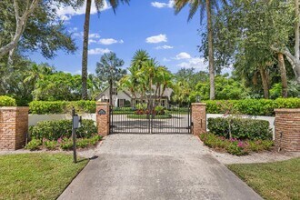 1753 Trotter Ct in Wellington, FL - Building Photo - Building Photo