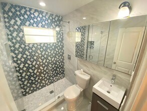 1001 E Pine St in Orlando, FL - Building Photo - Building Photo