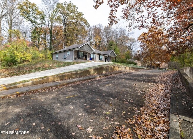 157 Wade Ln in Oak Ridge, TN - Building Photo - Building Photo
