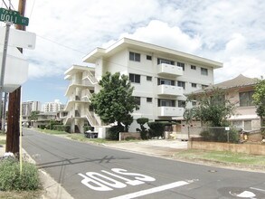 1760 Nanea St in Honolulu, HI - Building Photo - Building Photo