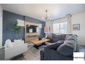 4018 W Fremont Rd. in Phoenix, AZ - Building Photo - Building Photo