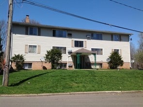 20 Roe St Apartments in Battle Creek, MI - Building Photo - Building Photo