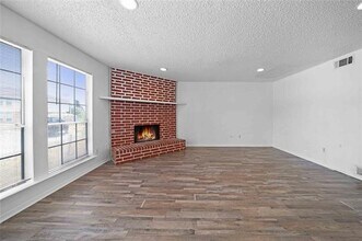 2205 Chase Ct in Arlington, TX - Building Photo - Building Photo