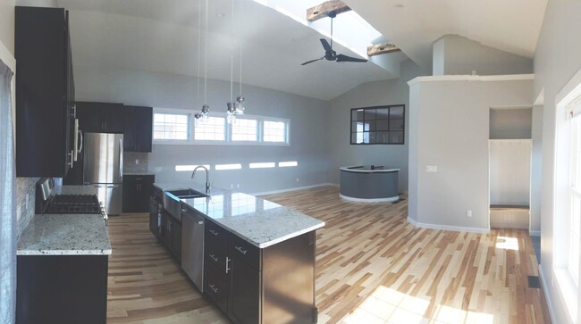 1054 Clintonville Rd, Unit 1054 Clintonville