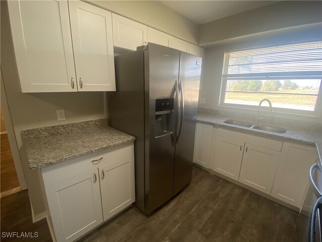 property at 1904 Santa Barbara Blvd