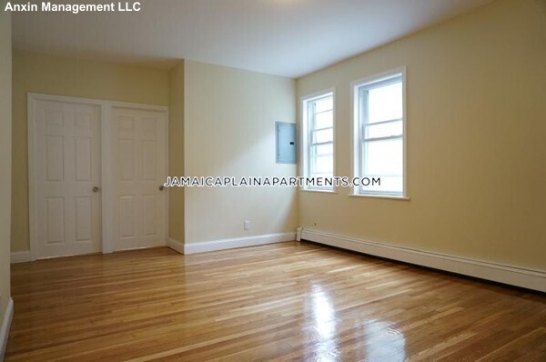 2 Wyman Pl, Unit 3 in Boston, MA - Building Photo - Building Photo