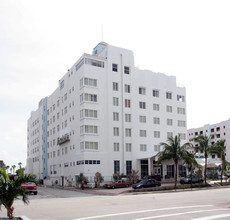 Caribbean Hotel in Miami Beach, FL - Foto de edificio - Building Photo