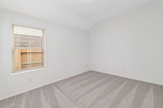5315 Sleepy Fox Ln, Unit 204 in Richmond, TX - Building Photo - Building Photo