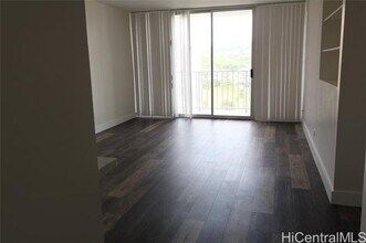 1128 Ala Napunani St in Honolulu, HI - Building Photo - Building Photo