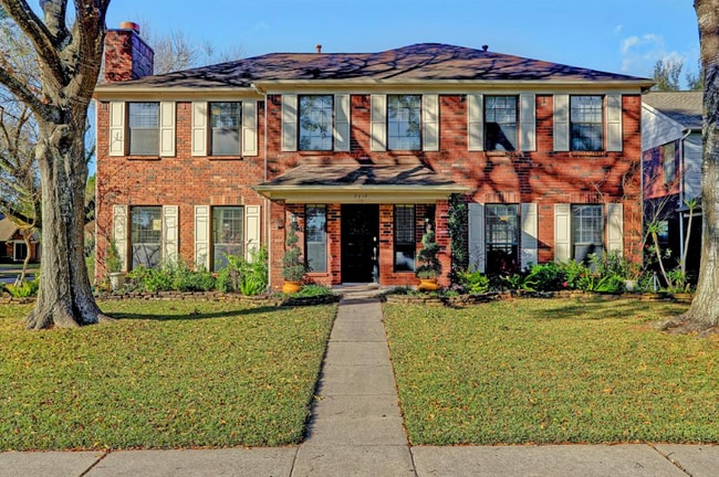 property at 2018 Spinnaker Dr