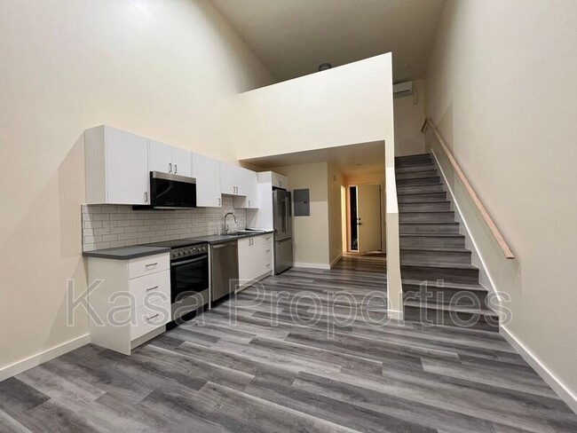 property at 6615 Schmidt Ln