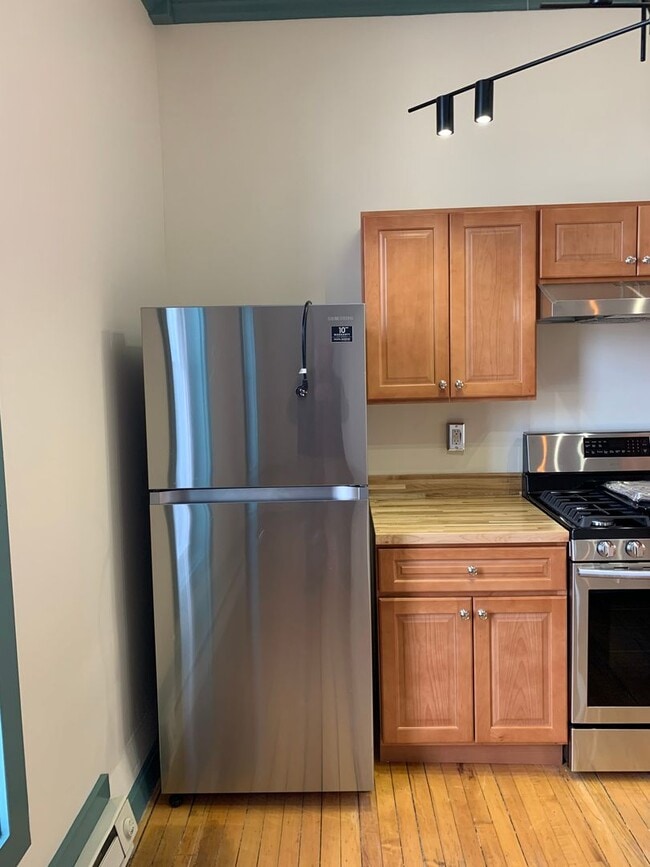 171 Main St in Vergennes, VT - Building Photo - Building Photo