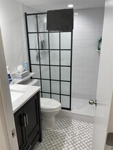 1731 SE 15th St, Unit 505 in Fort Lauderdale, FL - Foto de edificio - Building Photo