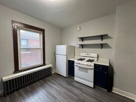 4848 Commonwealth St, Unit 4 in Detroit, MI - Building Photo