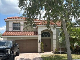 13274 NW 15th Ct in Pembroke Pines, FL - Building Photo