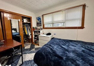 24 Hardwick St, Unit 1 in Cambridge, MA - Building Photo - Building Photo