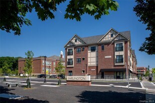 17 Anya Ct in Poughkeepsie, NY - Building Photo