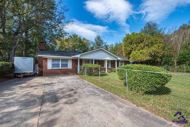 111 Briarwood Dr in Warner Robins, GA - Building Photo - Building Photo