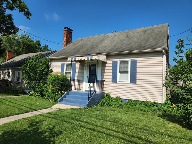 property at 513 Battle Ave
