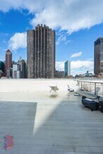 326 E 35th St, Unit 62 in New York, NY - Building Photo - Building Photo