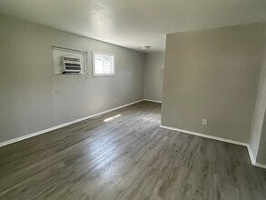 2174 Wisconsin St in Gary, IN - Building Photo - Building Photo