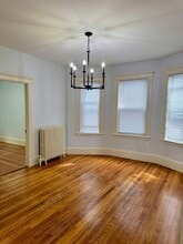 38 Hawthorn Ave, Unit 1 in Winthrop, MA - Building Photo - Building Photo