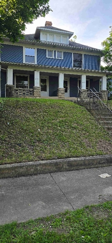 1127.5 Garfield Ave