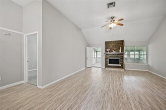 21014 Western Valley Dr in Katy, TX - Building Photo - Building Photo