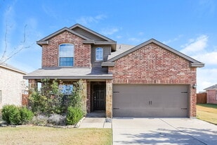 1420 N Houston St in Royse City, TX - Building Photo