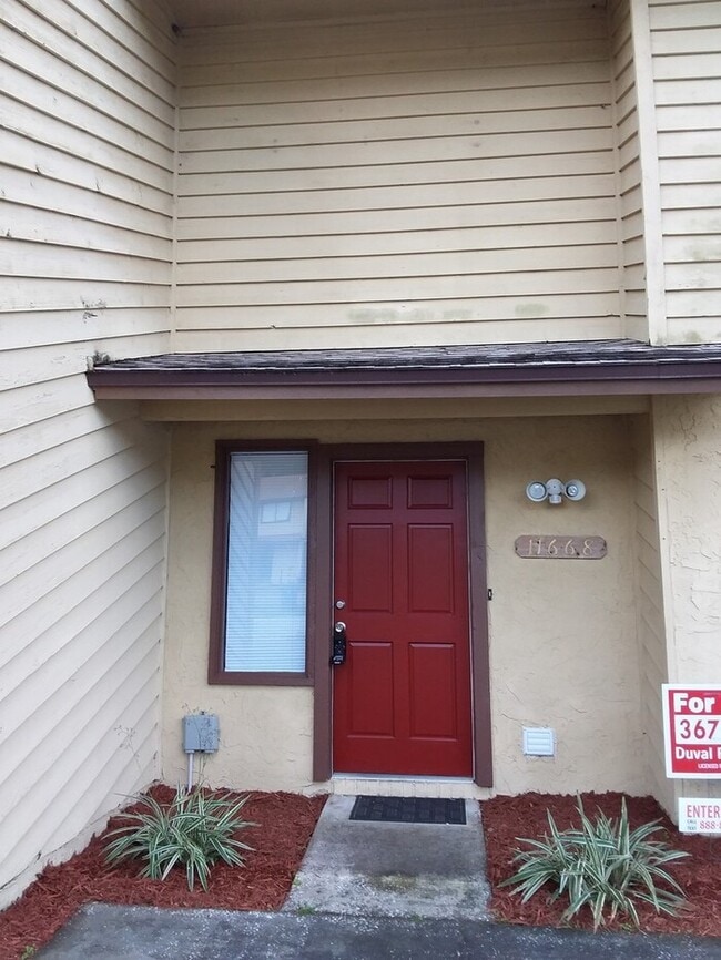 property at 11668 Dunes Way Dr N