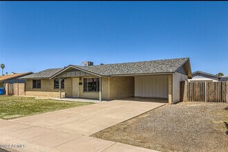 3336 W Surrey Ave in Phoenix, AZ - Building Photo - Building Photo