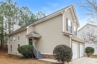 5701 Castlebrook Dr in Douglasville, GA - Building Photo - Building Photo